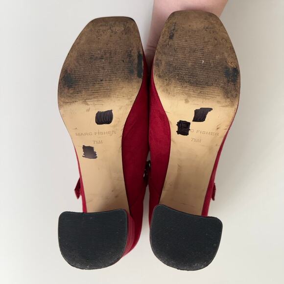 Marc Fisher Mary Jane Pumps Red Cherry Suede Bold Statement Pinup Sz 7.5 - Picture 7 of 7